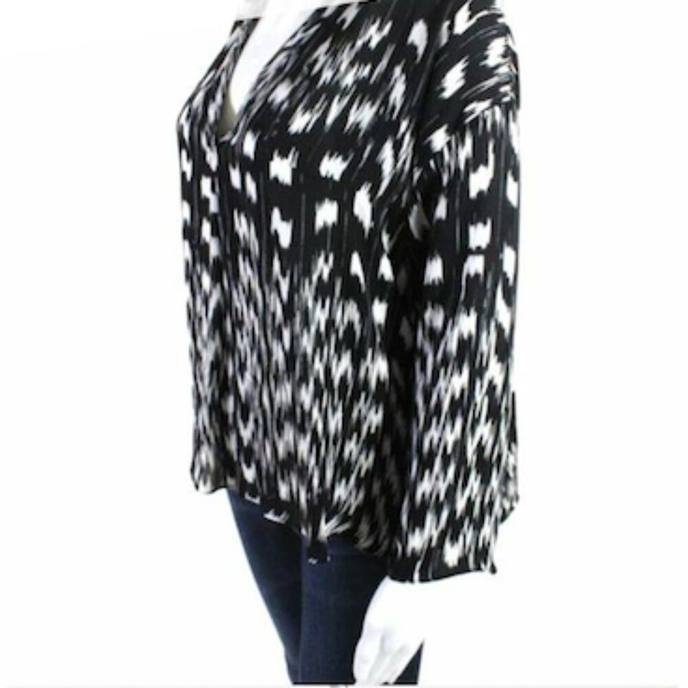PARKER Black and White Ikat Print Silk Top Blouse L